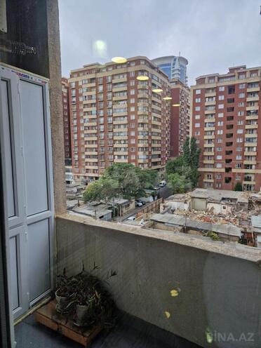 İcarəyə verilir 4 otaqlı yeni tikili 190 m², 28 May m., photo 24 from 25