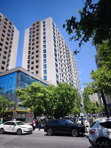 Satılır 4 otaqlı yeni tikili 195 m², 28 May m., photo 3 from 7