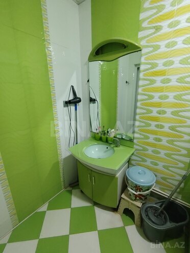 Satılır 2 otaqlı köhnə tikili 80 m², Qara Qarayev m., photo 22 from 24