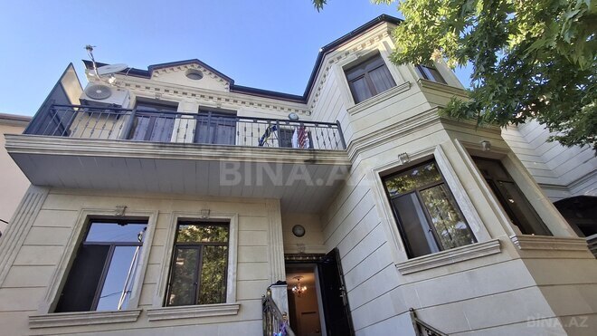 Продаётся 7-комн. дом/дача 345 м², м. Насими, photo 1 from 18