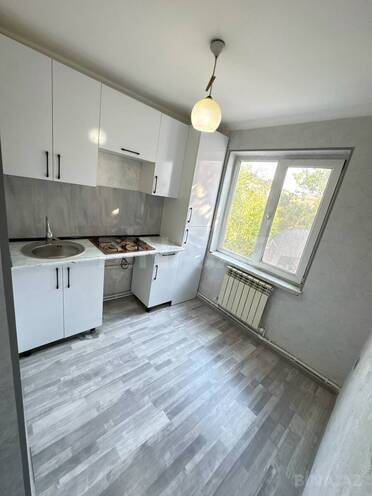 Satılır 2 otaqlı köhnə tikili 48 m², photo 12 from 13
