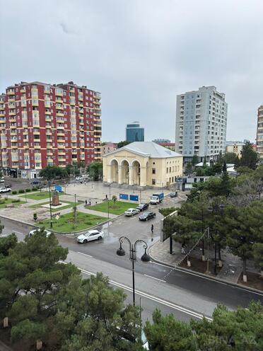 İcarəyə verilir 3 otaqlı yeni tikili 142 m², photo 11 from 13