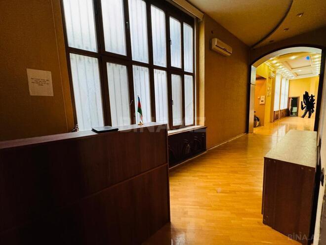 Продаётся 7-комн. вторичка 450 м², м. 28 мая, photo 3 from 31