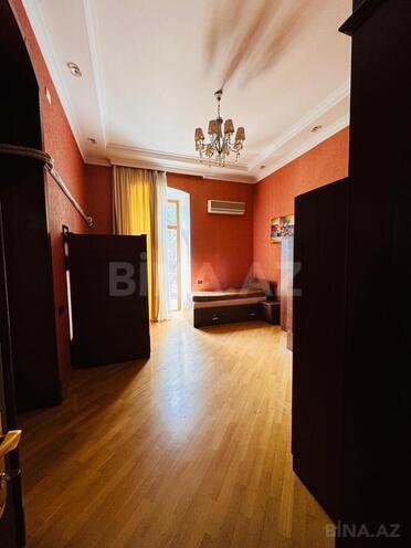 Продаётся 7-комн. вторичка 450 м², м. 28 мая, photo 15 from 31