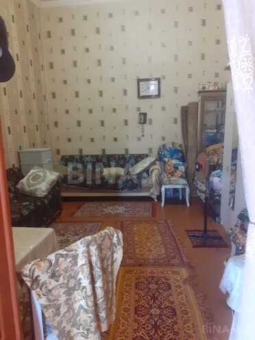 Satılır 1 otaqlı köhnə tikili 30 m², 20-ci sahə q., photo 1 from 10