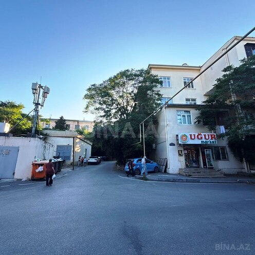 Satılır 2 otaqlı köhnə tikili 57 m², Yasamal r., photo 3 from 14