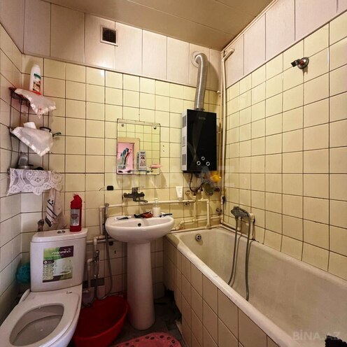 Satılır 2 otaqlı köhnə tikili 57 m², Yasamal r., photo 12 from 14