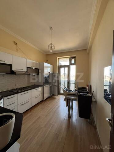 Сдаётся 3-комн. новостройка 121 м², м. Элмляр Академиясы, photo 12 from 23