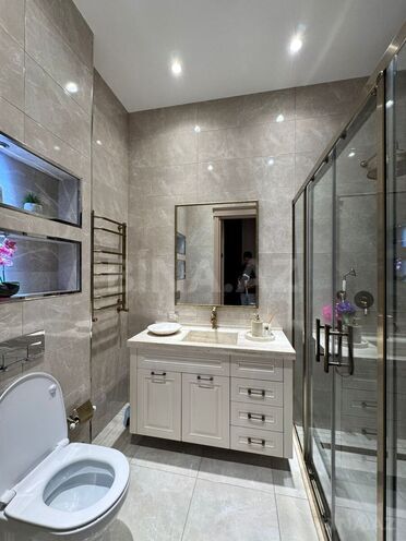 Satılır 7 otaqlı yeni tikili 285 m², 28 May m., photo 23 from 27