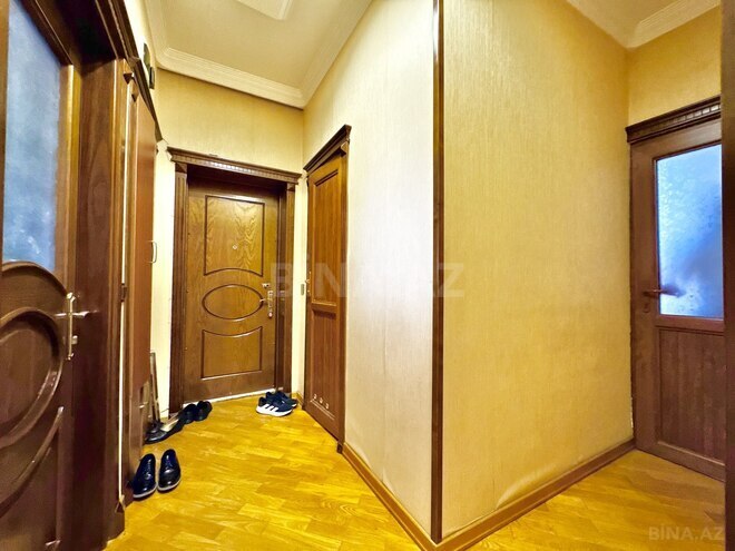 Satılır 3 otaqlı köhnə tikili 80 m², Qara Qarayev m., photo 11 from 17