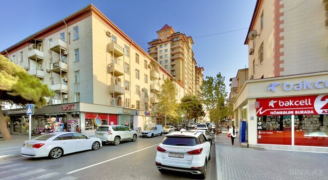 Satılır 3 otaqlı köhnə tikili 80 m², Qara Qarayev m., photo 15 from 17