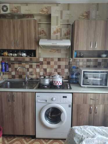 Satılır 2 otaqlı köhnə tikili 45 m², Xalqlar Dostluğu m., photo 7 from 12