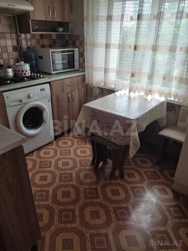Satılır 2 otaqlı köhnə tikili 45 m², Xalqlar Dostluğu m., photo 8 from 12