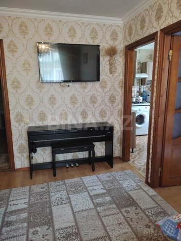 Satılır 2 otaqlı köhnə tikili 45 m², Xalqlar Dostluğu m., photo 3 from 12