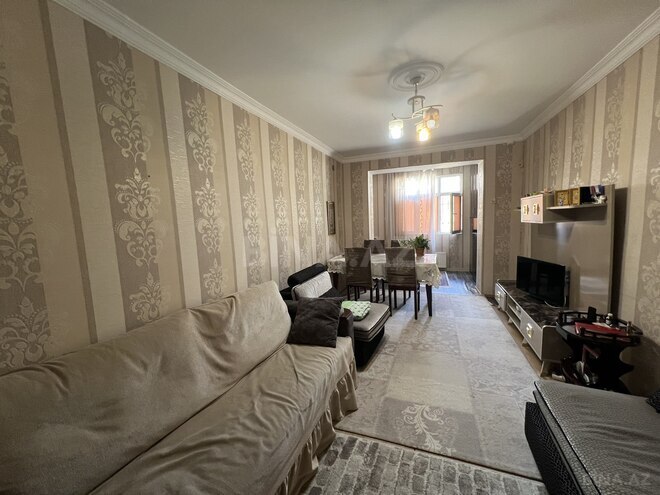 Satılır 2 otaqlı köhnə tikili 60 m², Həzi Aslanov m., photo 1 from 21