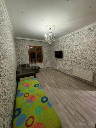 Продаётся 2-комн. вторичка 70 м², м. Иншаатчылар, photo 10 from 16