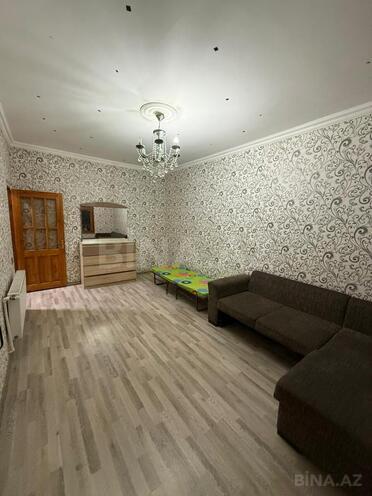 Продаётся 2-комн. вторичка 70 м², м. Иншаатчылар, photo 3 from 16
