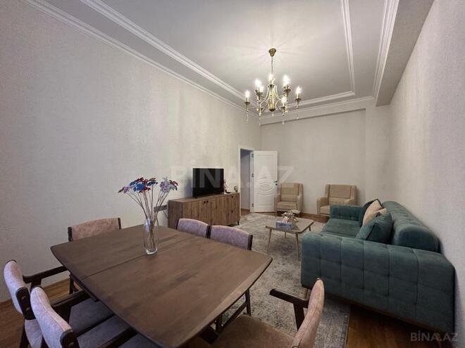 Satılır 2 otaqlı yeni tikili 70 m², Qara Qarayev m., photo 3 from 18