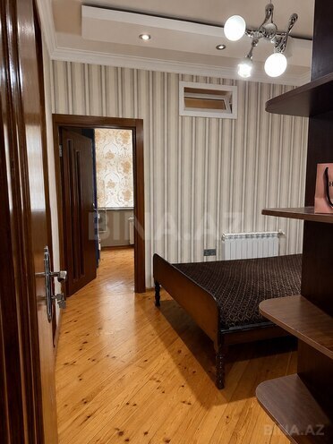 İcarəyə verilir 3 otaqlı köhnə tikili 70 m², 8 Noyabr m., photo 4 from 10