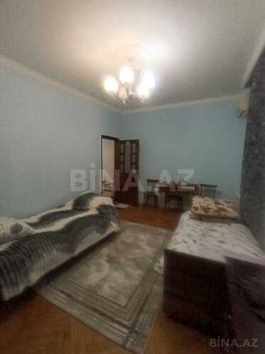 Satılır 2 otaqlı köhnə tikili 45 m², 7-ci mikrorayon q., photo 5 from 6