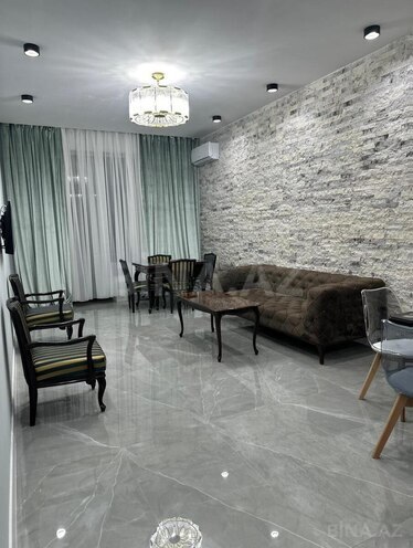 Продаётся 2-комн. новостройка 74 м², м. Гянджлик, photo 1 from 7