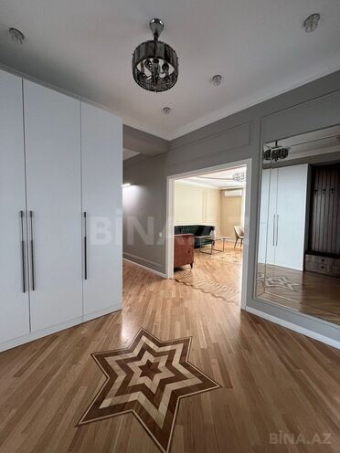 Сдаётся 3-комн. новостройка 140 м², Насиминский  р., photo 25 from 31