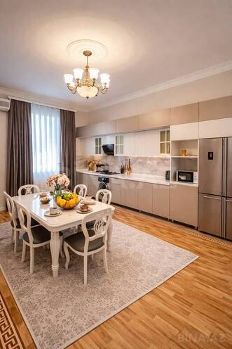 İcarəyə verilir 9 otaqlı həyət evi/bağ evi 700 m², Gənclik m., photo 6 from 23