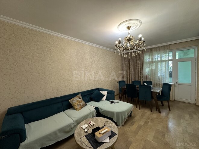 Satılır 4 otaqlı köhnə tikili 110 m², Xalqlar Dostluğu m., photo 4 from 24