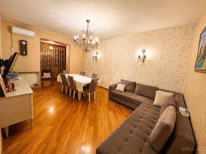 Продаётся 3-комн. вторичка 85 м², м. Нариман Нариманов, photo 1 from 13