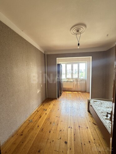 Satılır 3 otaqlı köhnə tikili 70 m², Hövsan q., photo 15 from 18