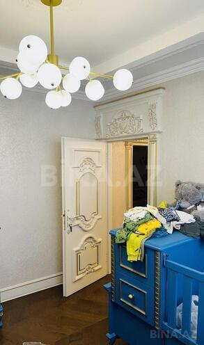Продаётся 4-комн. вторичка 215 м², м. Сахил, photo 4 from 24