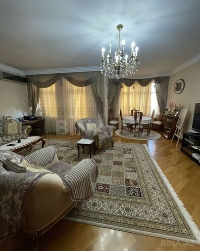 Продаётся 4-комн. новостройка 164 м², м. Элмляр Академиясы, photo 1 from 10