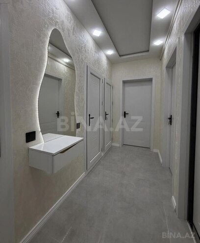 Продаётся 3-комн. вторичка 65 м², м. Ази Асланов, photo 1 from 19