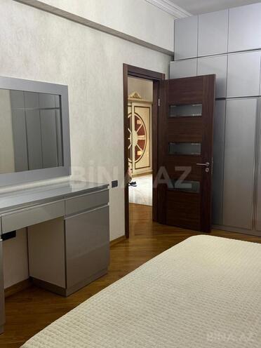 İcarəyə verilir 3 otaqlı yeni tikili 138 m², 28 May m., photo 13 from 23