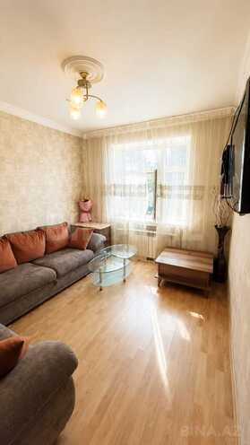 İcarəyə verilir 2 otaqlı köhnə tikili 65 m², 8 Noyabr m., photo 1 from 9