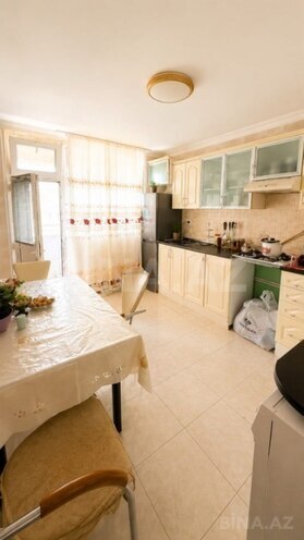 İcarəyə verilir 2 otaqlı köhnə tikili 65 m², 8 Noyabr m., photo 5 from 9