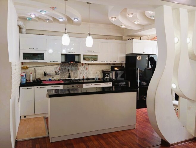 Сдаётся 3-комн. новостройка 90 м², Абшеронcкий  р., photo 10 from 19