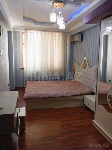 Сдаётся 3-комн. новостройка 90 м², Абшеронcкий  р., photo 13 from 19