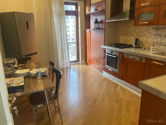 İcarəyə verilir 3 otaqlı yeni tikili 180 m², Sahil m., photo 6 from 9