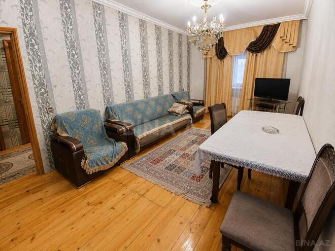 Продаётся 3-комн. вторичка 100 м², пос. Бакиханова, photo 1 from 14