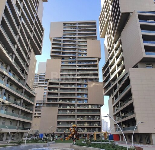 Сдаётся 3-комн. новостройка 145 м², м. 8 ноября, photo 1 from 17