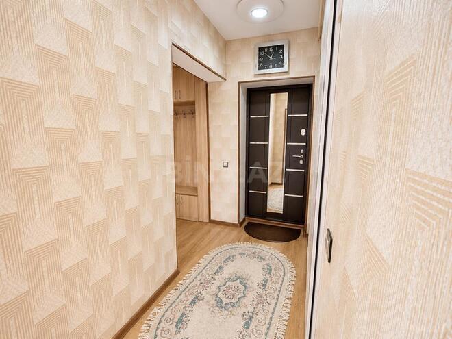 Продаётся 2-комн. вторичка 75 м², м. Ази Асланов, photo 9 from 13