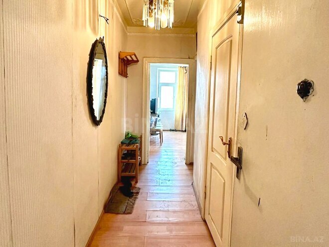 Satılır 2 otaqlı köhnə tikili 45 m², Qara Qarayev m., photo 7 from 18
