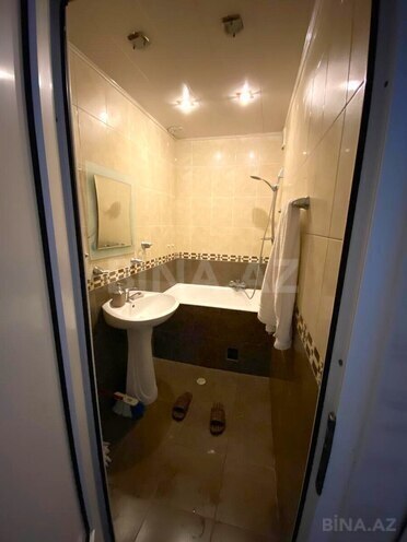 Satılır 2 otaqlı köhnə tikili 65 m², Həzi Aslanov q., photo 12 from 15