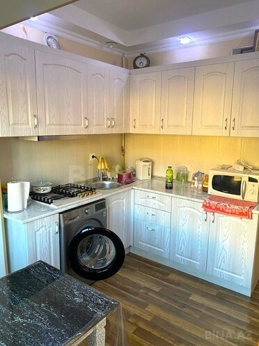 Satılır 2 otaqlı köhnə tikili 65 m², Həzi Aslanov q., photo 9 from 15
