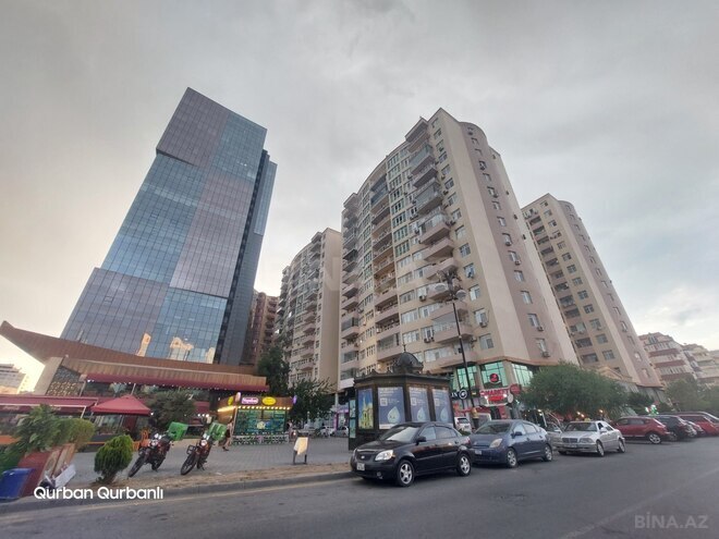 Сдаётся 2-комн. новостройка 98 м², м. Шах Исмаил Хатаи, photo 1 from 18