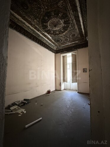 Satılır 5 otaqlı köhnə tikili 210 m², Sahil m., photo 11 from 13