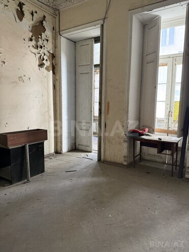 Satılır 5 otaqlı köhnə tikili 210 m², Sahil m., photo 10 from 13