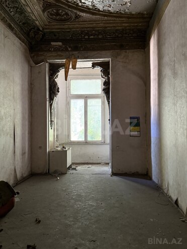 Satılır 5 otaqlı köhnə tikili 210 m², Sahil m., photo 8 from 13