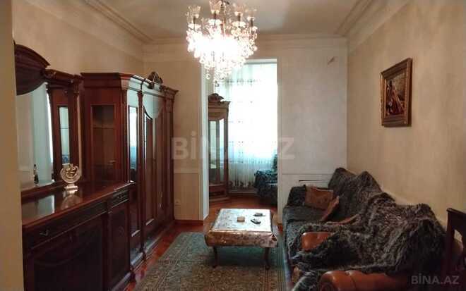 Сдаётся 3-комн. вторичка 70 м², м. Элмляр Академиясы, photo 3 from 10